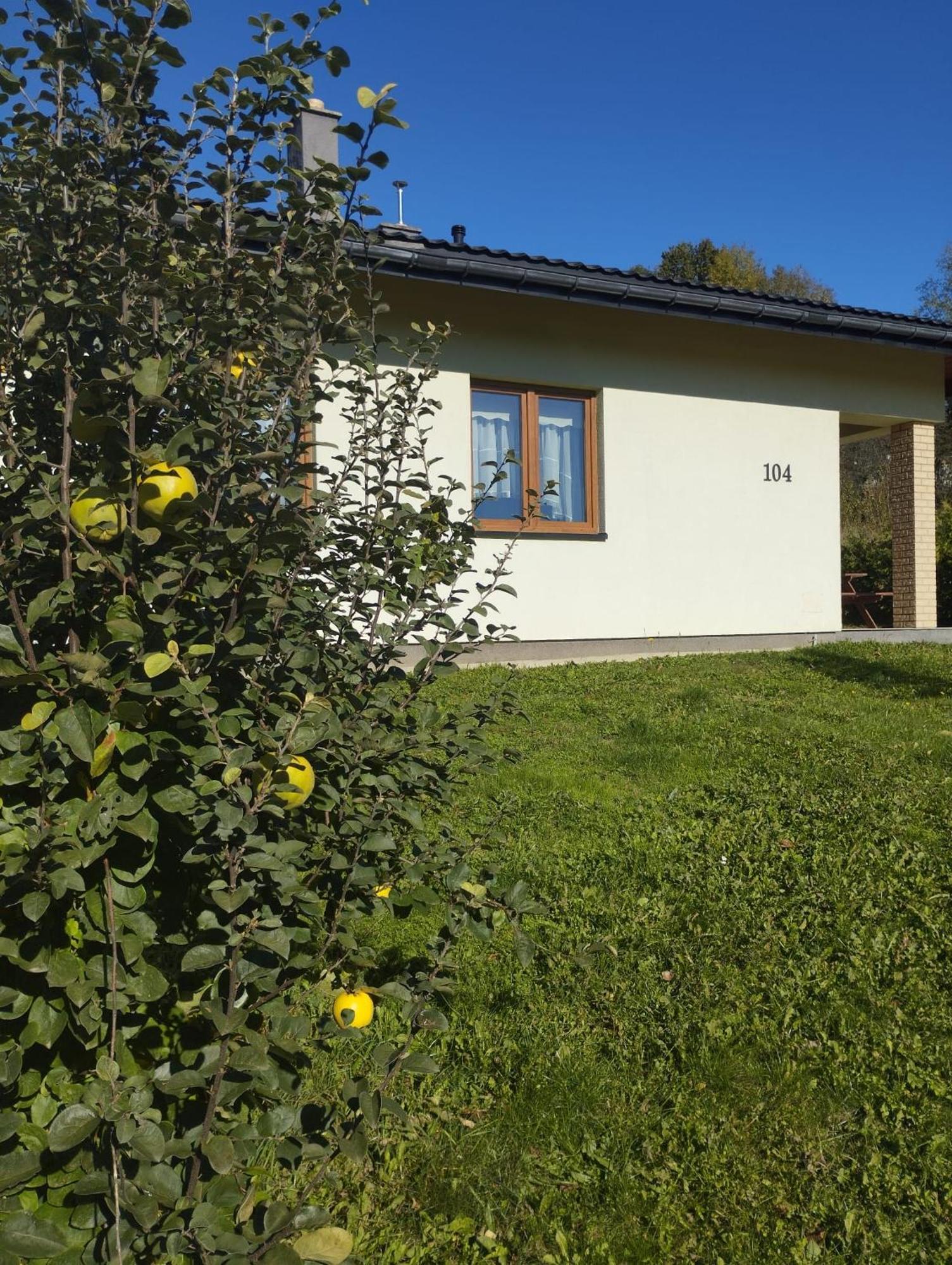 Dom Na Slonnym Villa Monasterzec Екстериор снимка